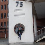 Mädchen mit Schirm | HafenCity